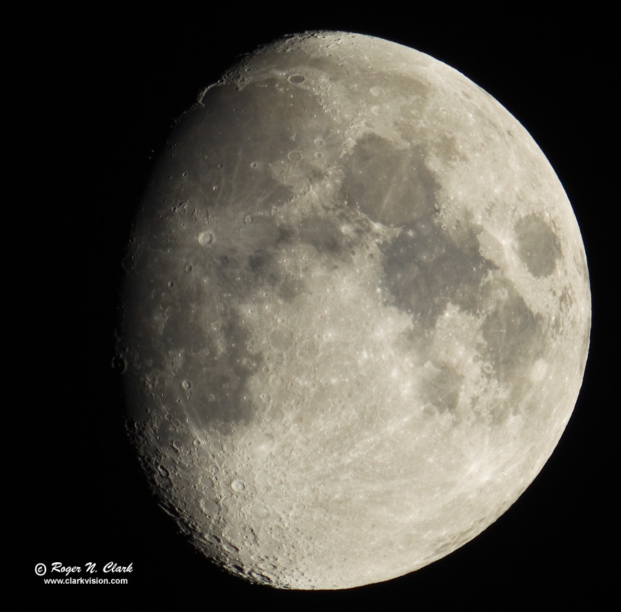 image moon_c09.18.2010_1d41400mm_e-900.jpg is Copyrighted by Roger N. Clark, www.clarkvision.com