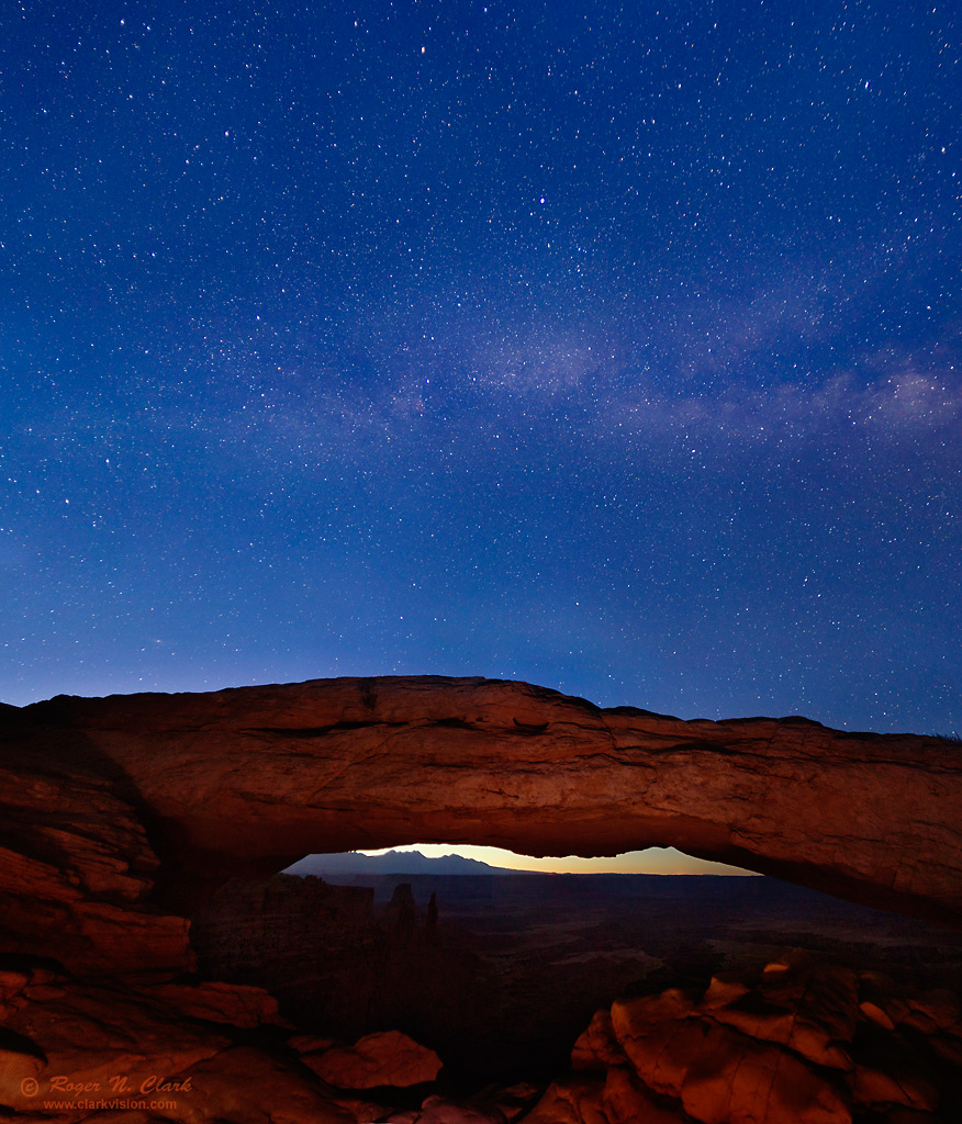 image mesa.arch.c04.22.2012.c45i8426-36t1.i-1024v.jpg is Copyrighted by Roger N. Clark, www.clarkvision.com